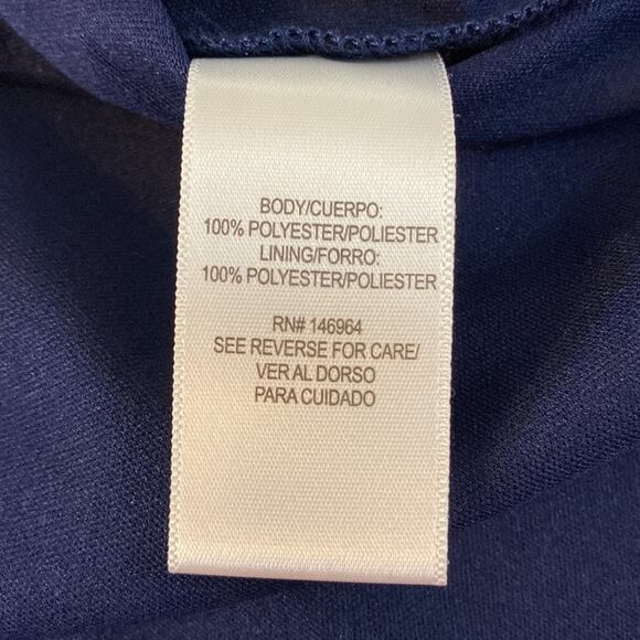 NWOT Signature by Robbie Bee Medallion Print Dress with Tiered Skirt Size 10 - Picture 4 of 9